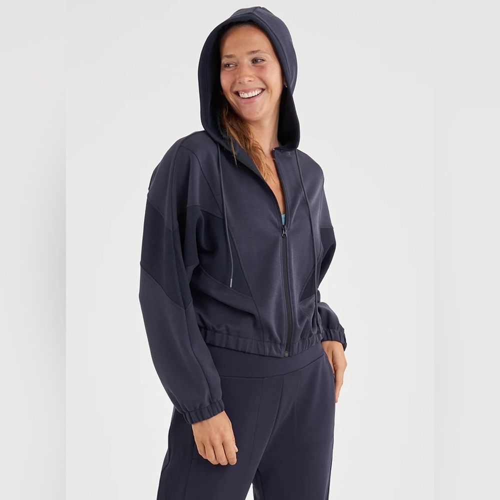 Thrive Societe crop Hoodie